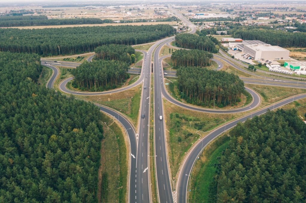 Infrastruktur Indonesia: Jalan Panjang Menuju Kemajuan