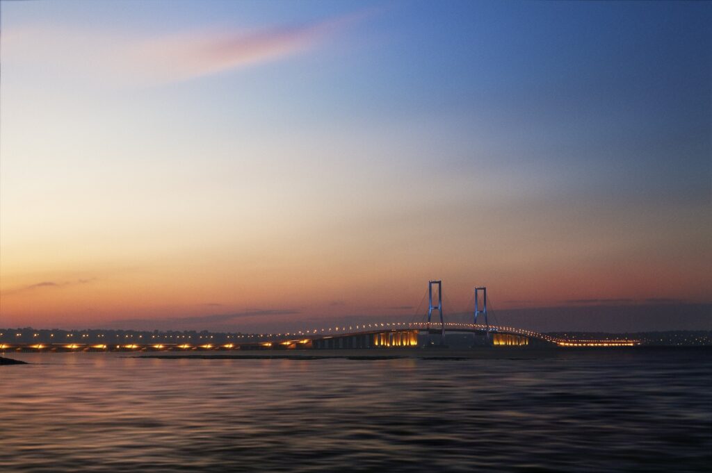 Waskita Karya Bangun Jembatan Terpanjang di Indonesia